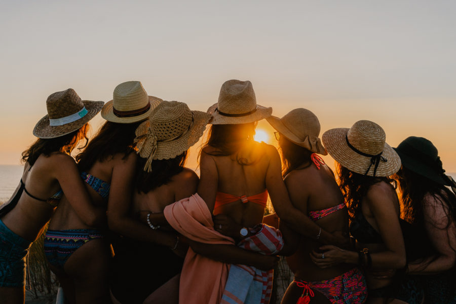 Photos | Bachelorette party at the beach